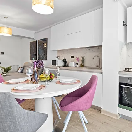 アパート Arrogance Sunrise View - Infinity Pool & ナボダリ