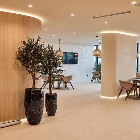 アパート Arrogance Sunrise View - Infinity Pool & ナボダリ