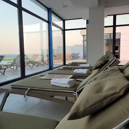 Arrogance Sunrise View - Infinity Pool & アパート *