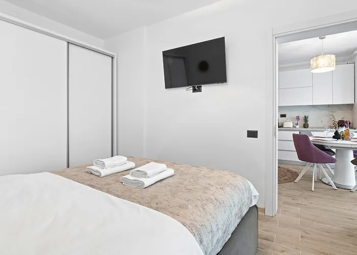 Arrogance Sunrise View - Infinity Pool & * Navodari