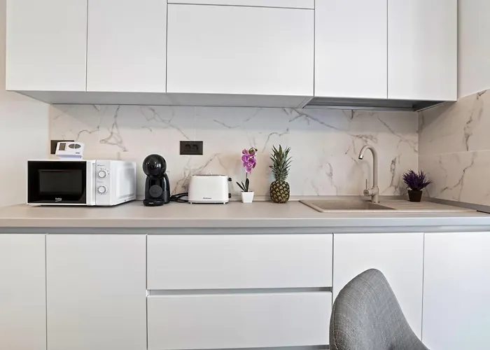 Arrogance Sunrise View - Infinity Pool & Apartment *