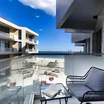 Arrogance Sunrise View In Infinity Pool & *
