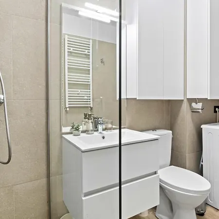 Arrogance Sunrise View - Infinity Pool & Apartamento Năvodari